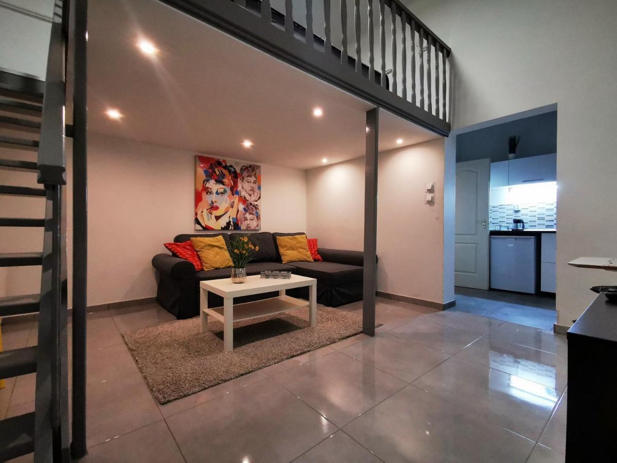 Kst Apartman Apartment Budapest Ngoại thất bức ảnh